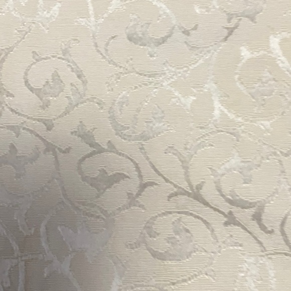 HOLIDAY Table Runner - Picture 6 of 6